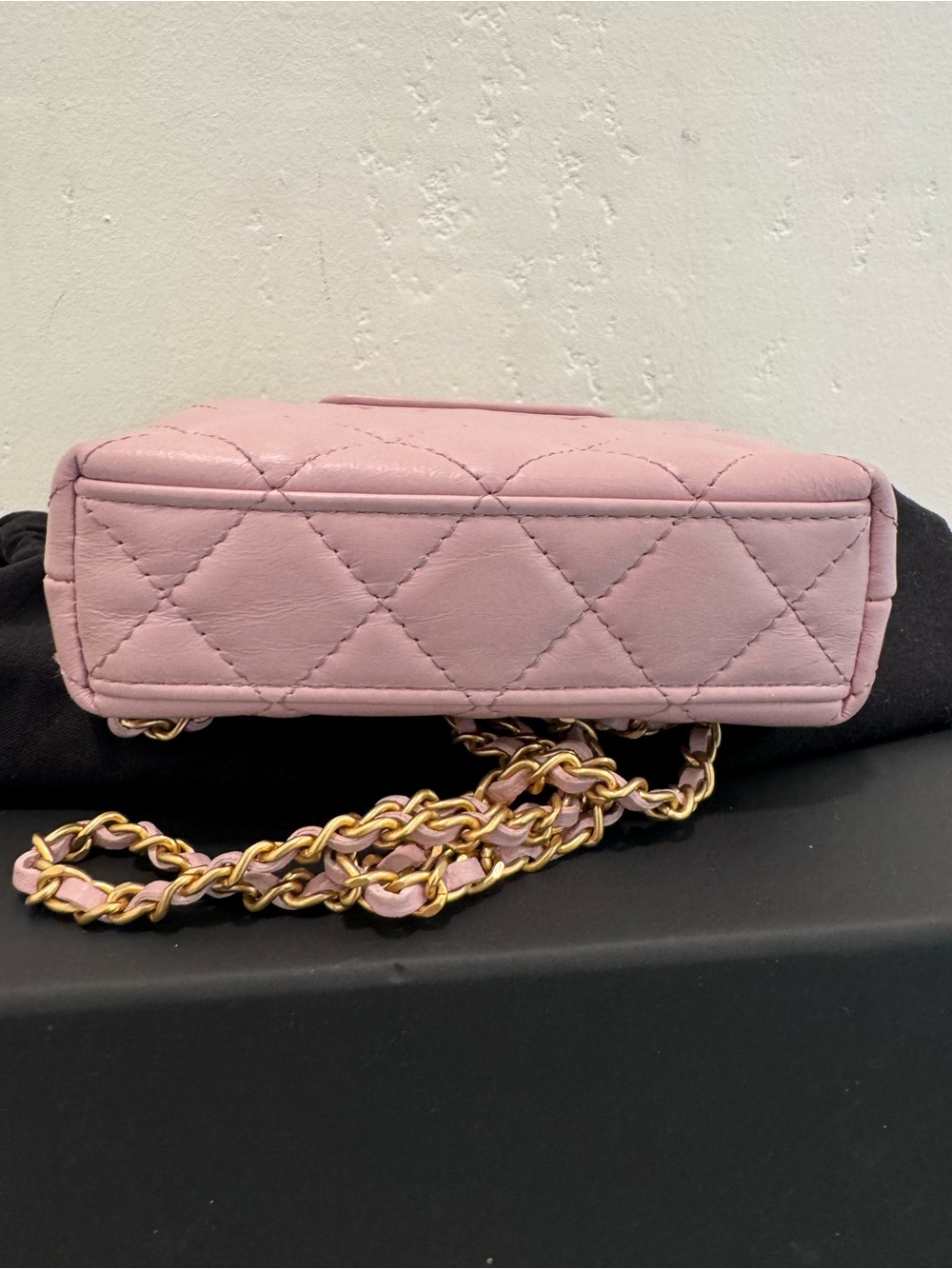 CHANEL nano Kelly Lavender Quilted Top Handle shopper - Picture 4 of 7